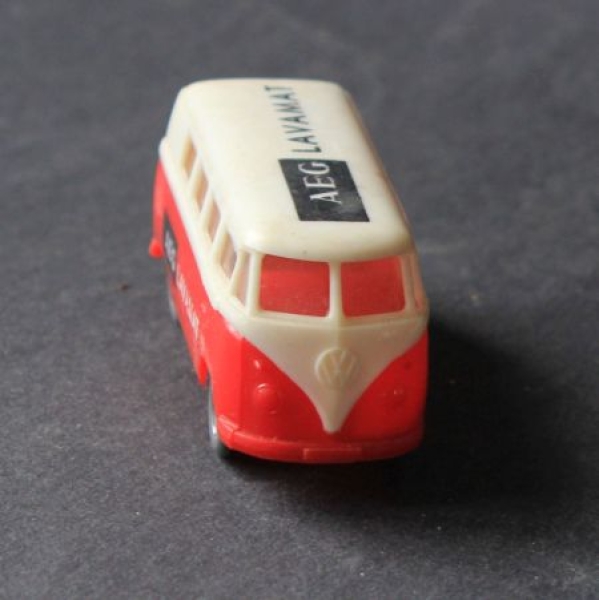 Hammer Volkswagen  Bus T "AEG Lavamat" 1965  Plastikmodell (9132)